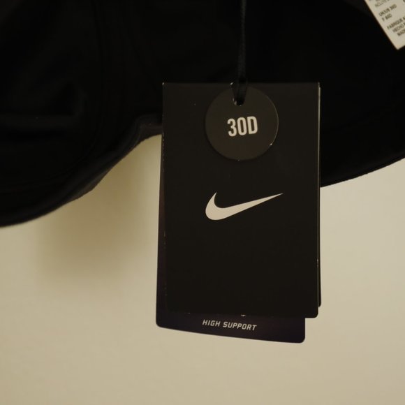 Nike high support sports bra! Size 30D. - Picture 5 of 9